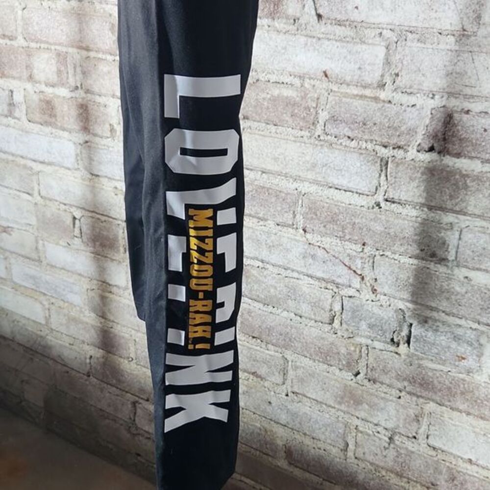 NWT Pink Victoria Secret Mizzou- Rah! Leggings